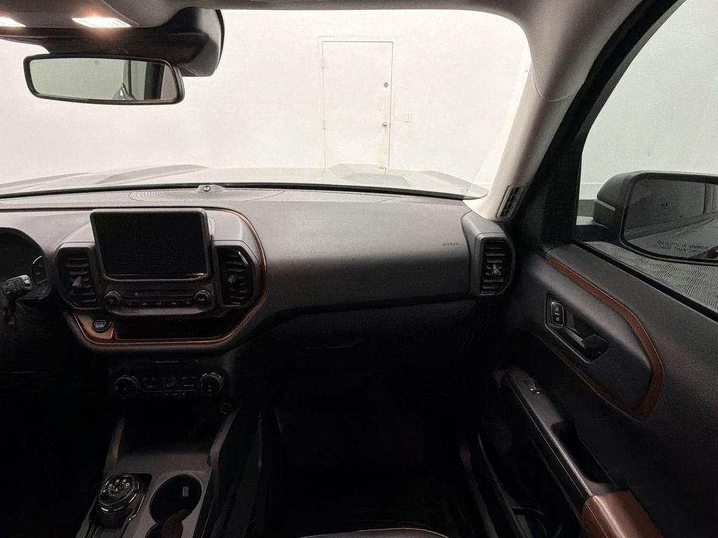 Used 2022 Ford Bronco Sport Outer Banks w/ Tech Package AWD/4WD image 29