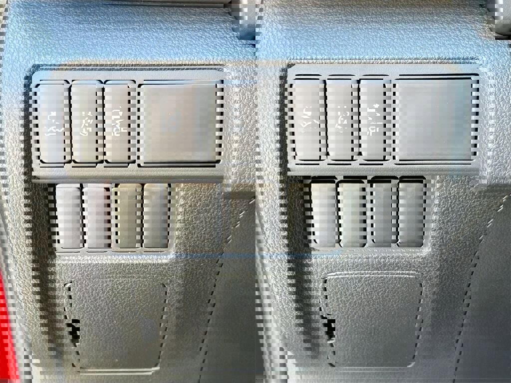 New 2026 Mitsubishi Eclipse Cross LE image 12