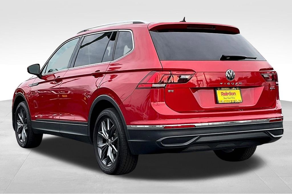 Used 2022 Volkswagen Tiguan SE image 42