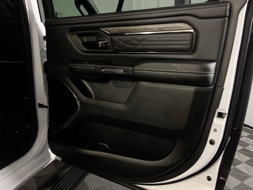 Used 2025 RAM 1500 Limited image 32