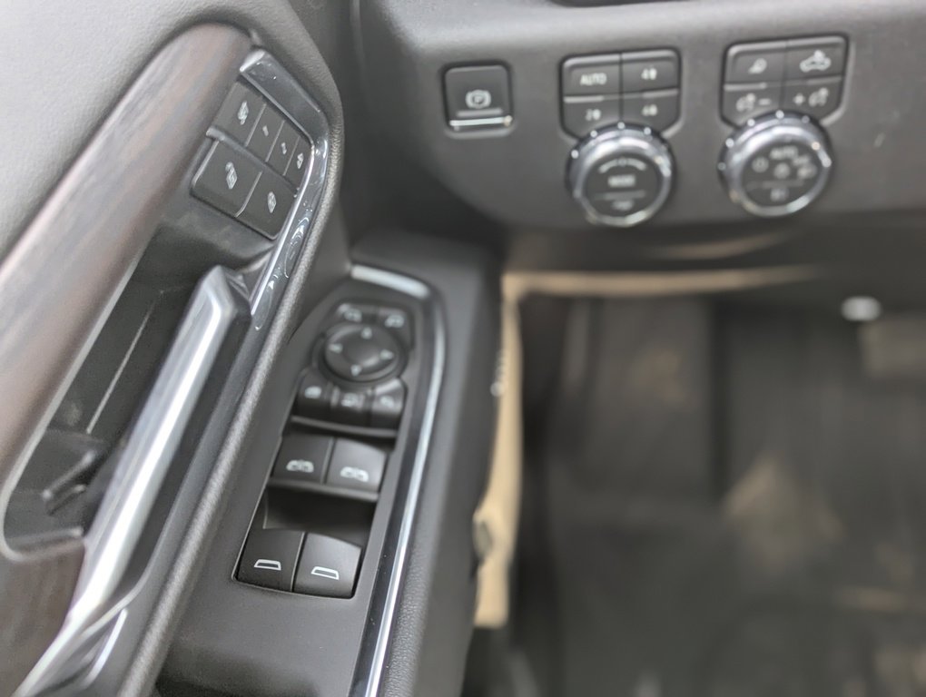 New 2026 GMC Sierra 2500 SLT w/ SLT Convenience Package image 21