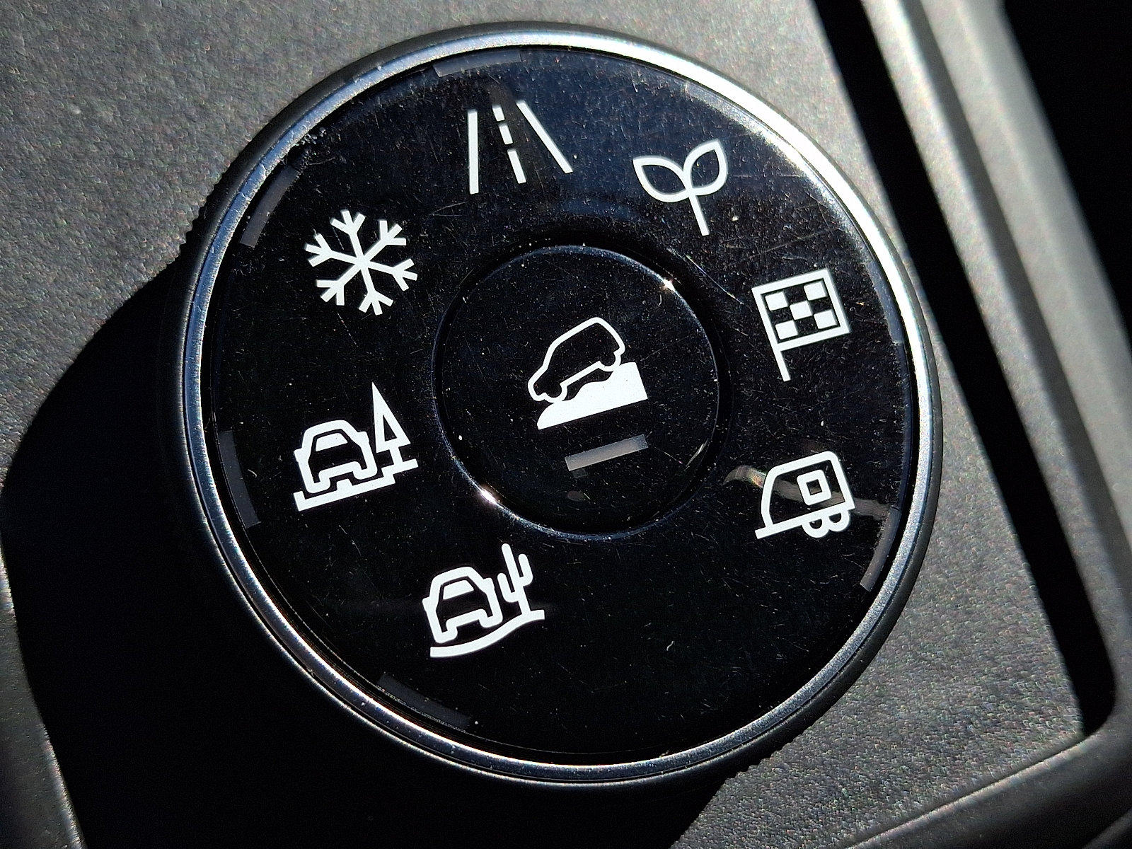 Certified 2024 Nissan Pathfinder S AWD/4WD image 24