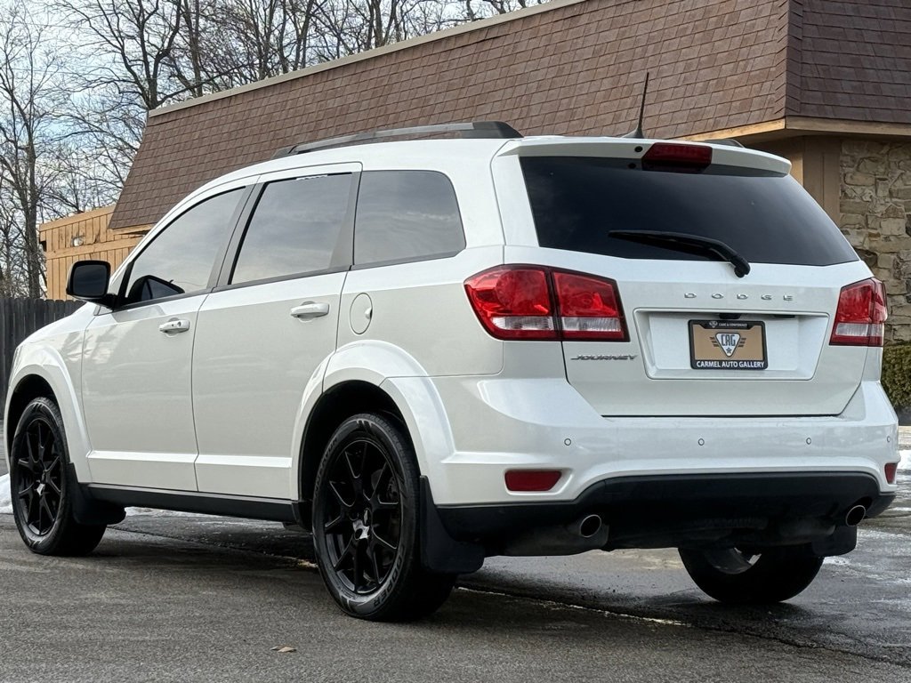 Used 2019 Dodge Journey SE image 4