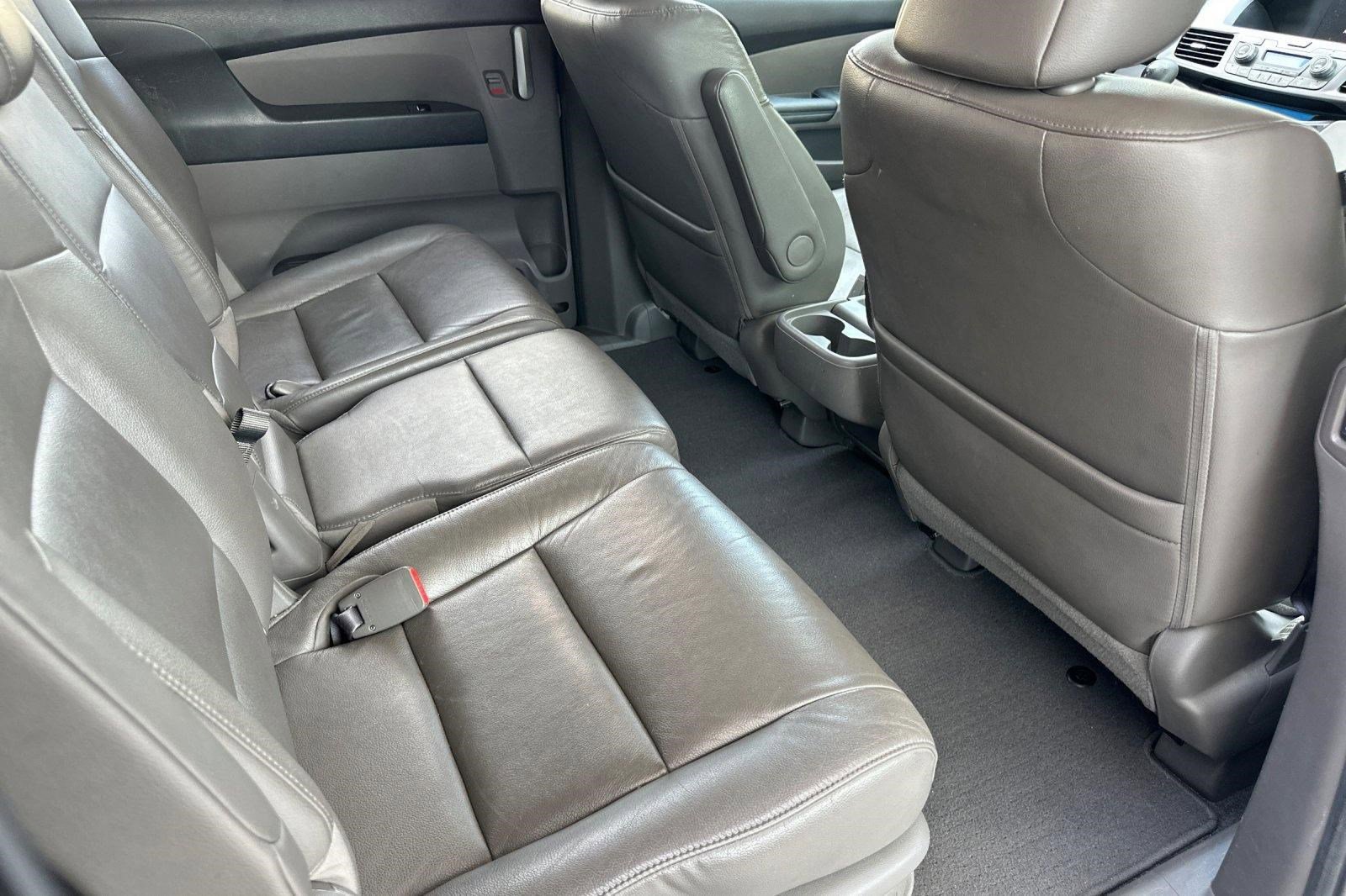 Used 2013 Honda Odyssey Touring image 30