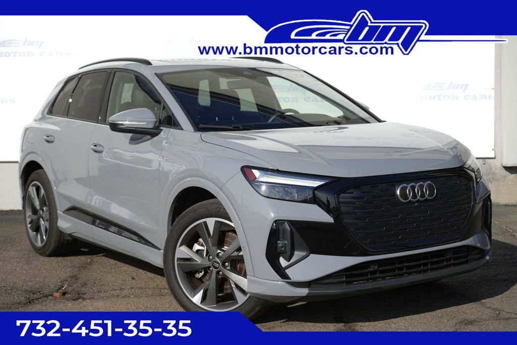 Used 2024 Audi Q4 e-tron Premium Plus w/ Premium Plus image 1