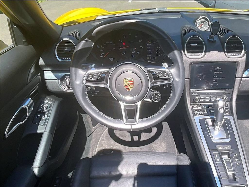 Certified 2024 Porsche 718 Boxster RWD image 11
