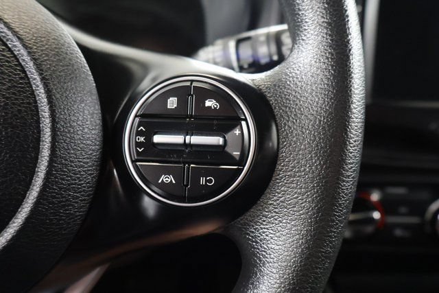 Used 2024 Kia Soul LX w/ Option Group 015 FWD image 17