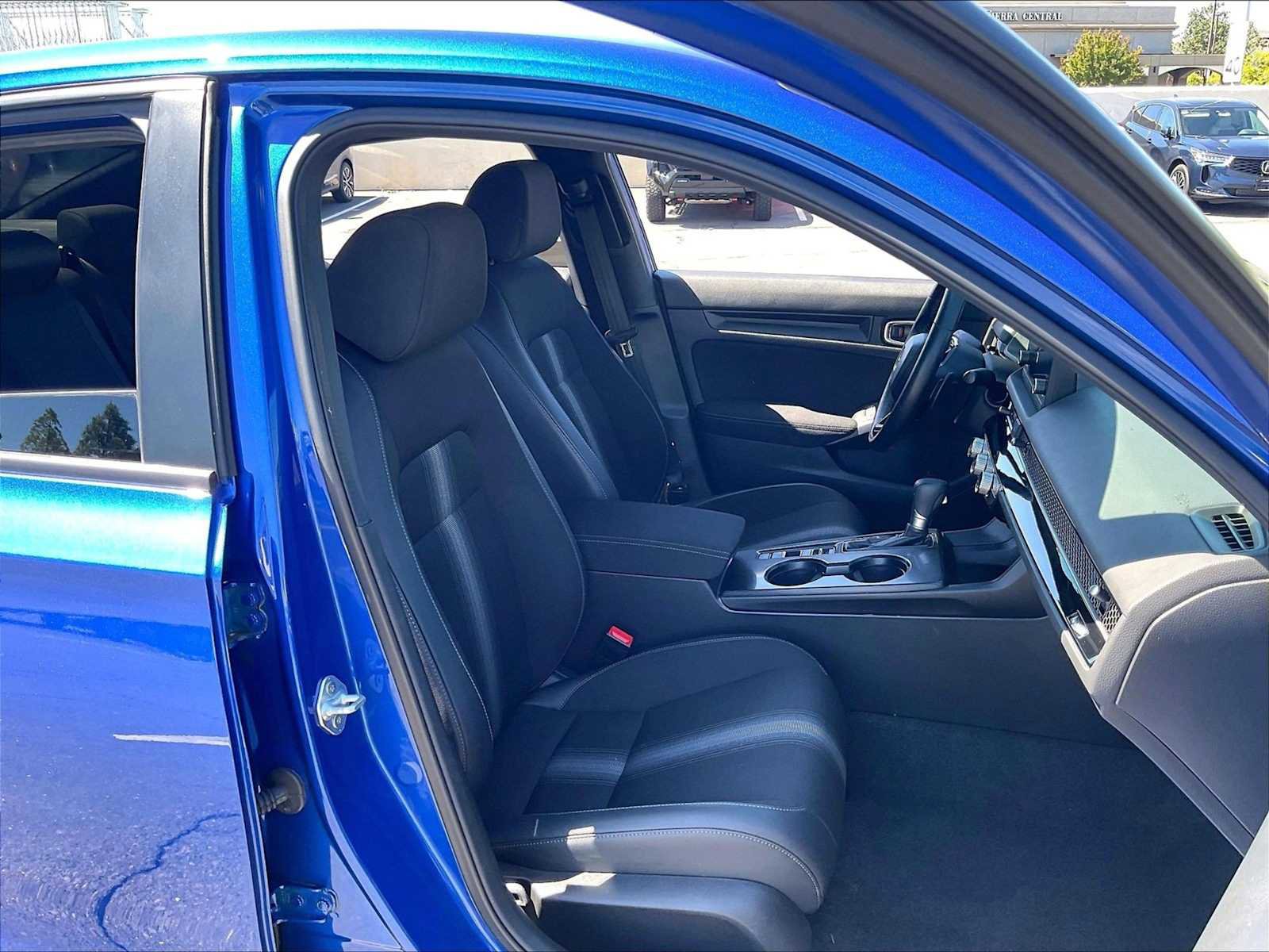 Used 2024 Honda Civic Sport image 10