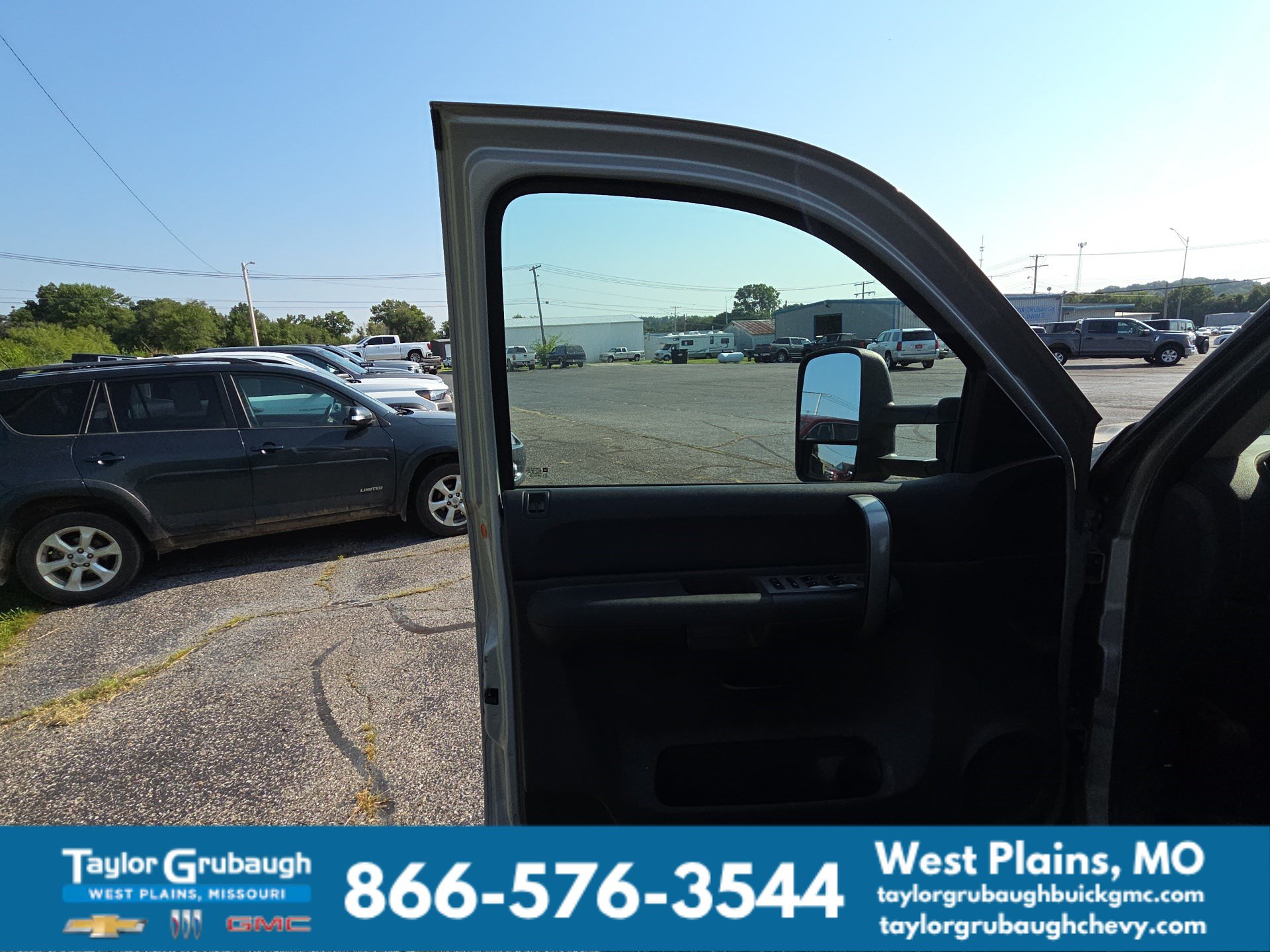 Used 2008 GMC Sierra 2500 SLE w/ Convenience Package RWD image 8