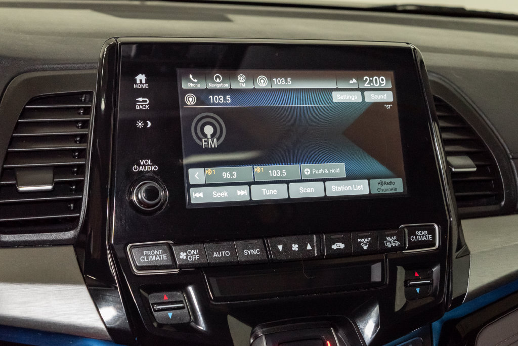 Used 2020 Honda Odyssey Elite image 16