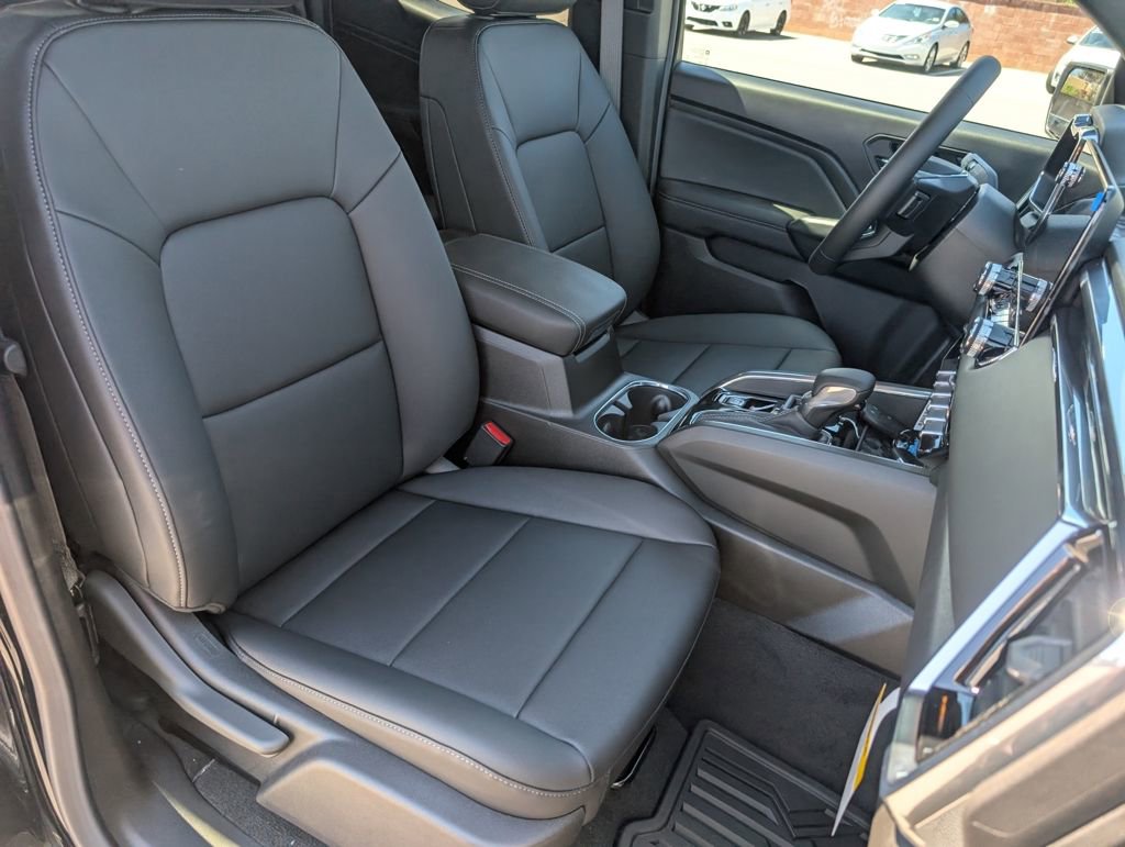 New 2026 GMC Canyon Elevation w/ Convenience Package image 12