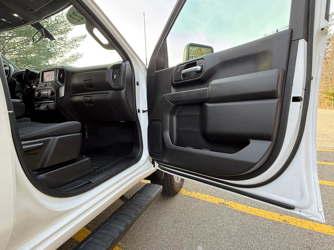 Used 2022 Chevrolet Silverado 2500 Custom w/ Custom Value Package image 26