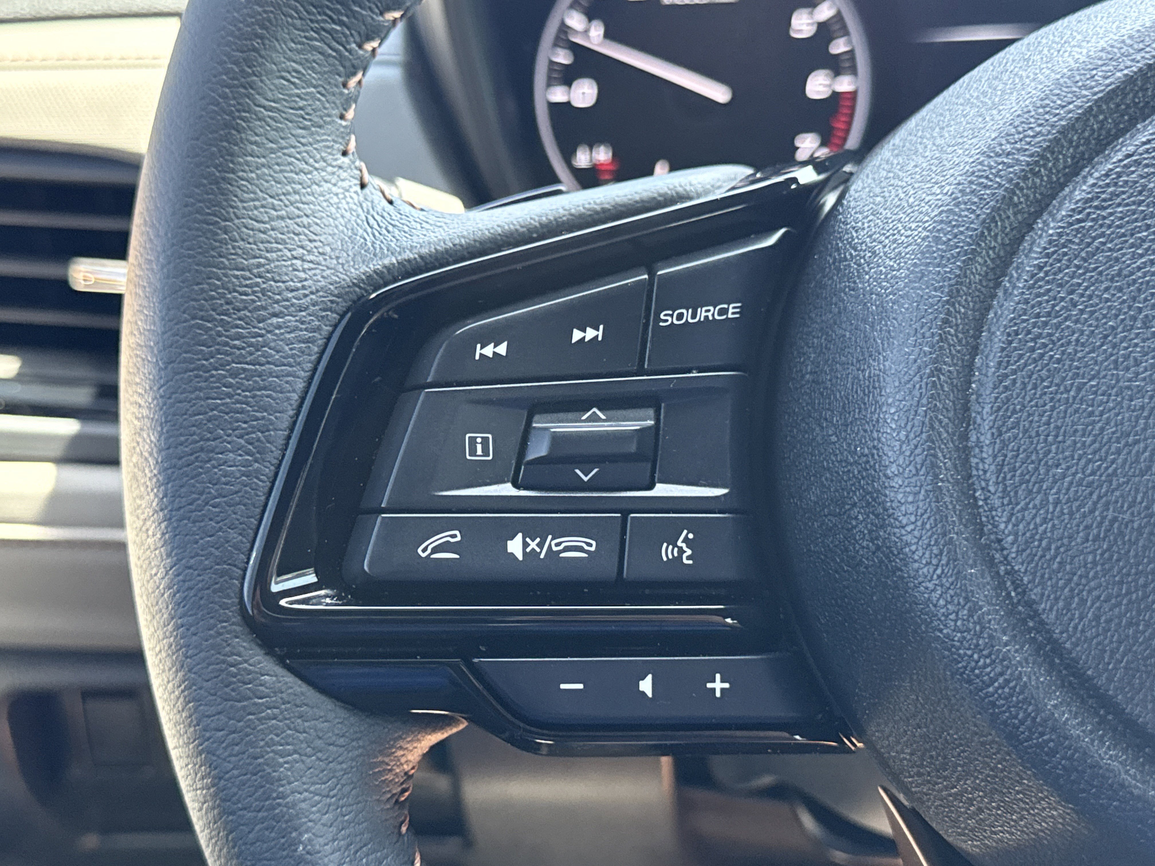 Used 2025 Subaru Forester Sport image 14