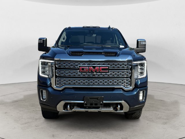 Used 2021 GMC Sierra 3500 Denali w/ Denali Ultimate Package AWD/4WD image 2