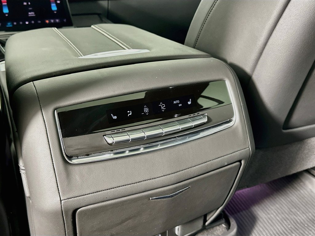 New 2026 Cadillac Escalade Sport w/ Touring Package AWD/4WD image 34