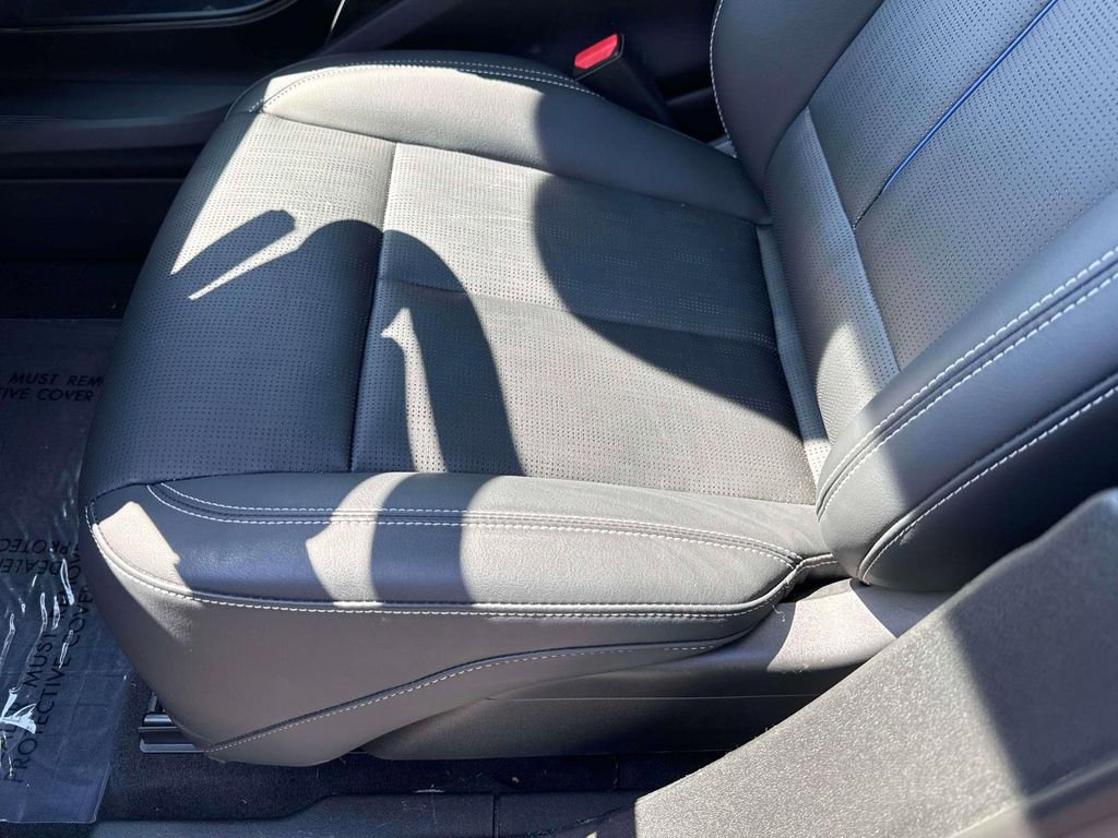 Used 2024 Cadillac Lyriq Luxury w/ LPO, Floor Liner Package image 30