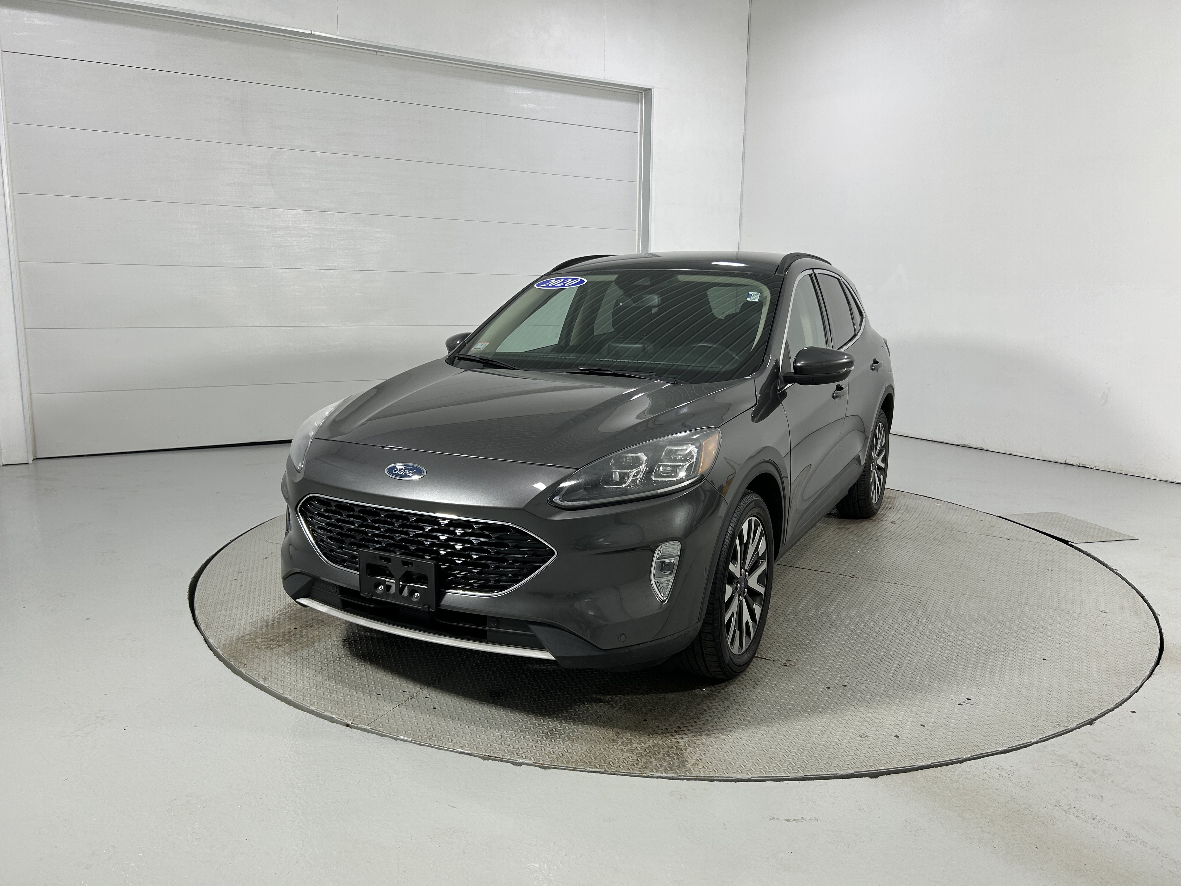 Used 2020 Ford Escape Titanium AWD/4WD image 20