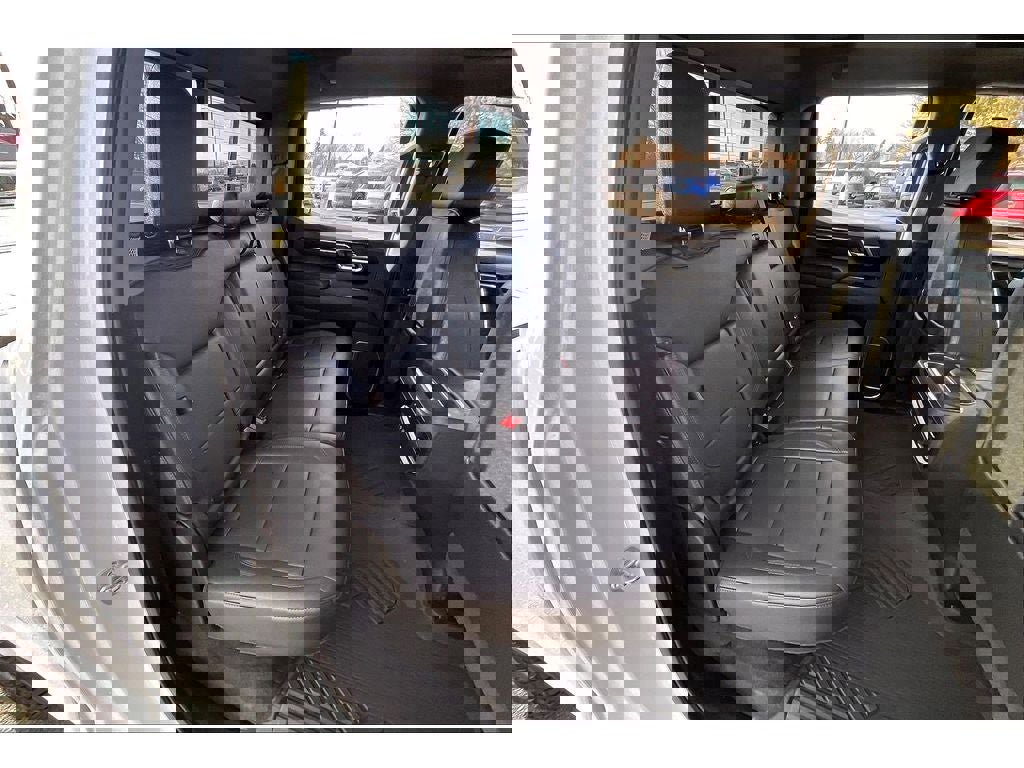 Used 2025 Chevrolet Silverado 1500 LT Trail Boss image 27