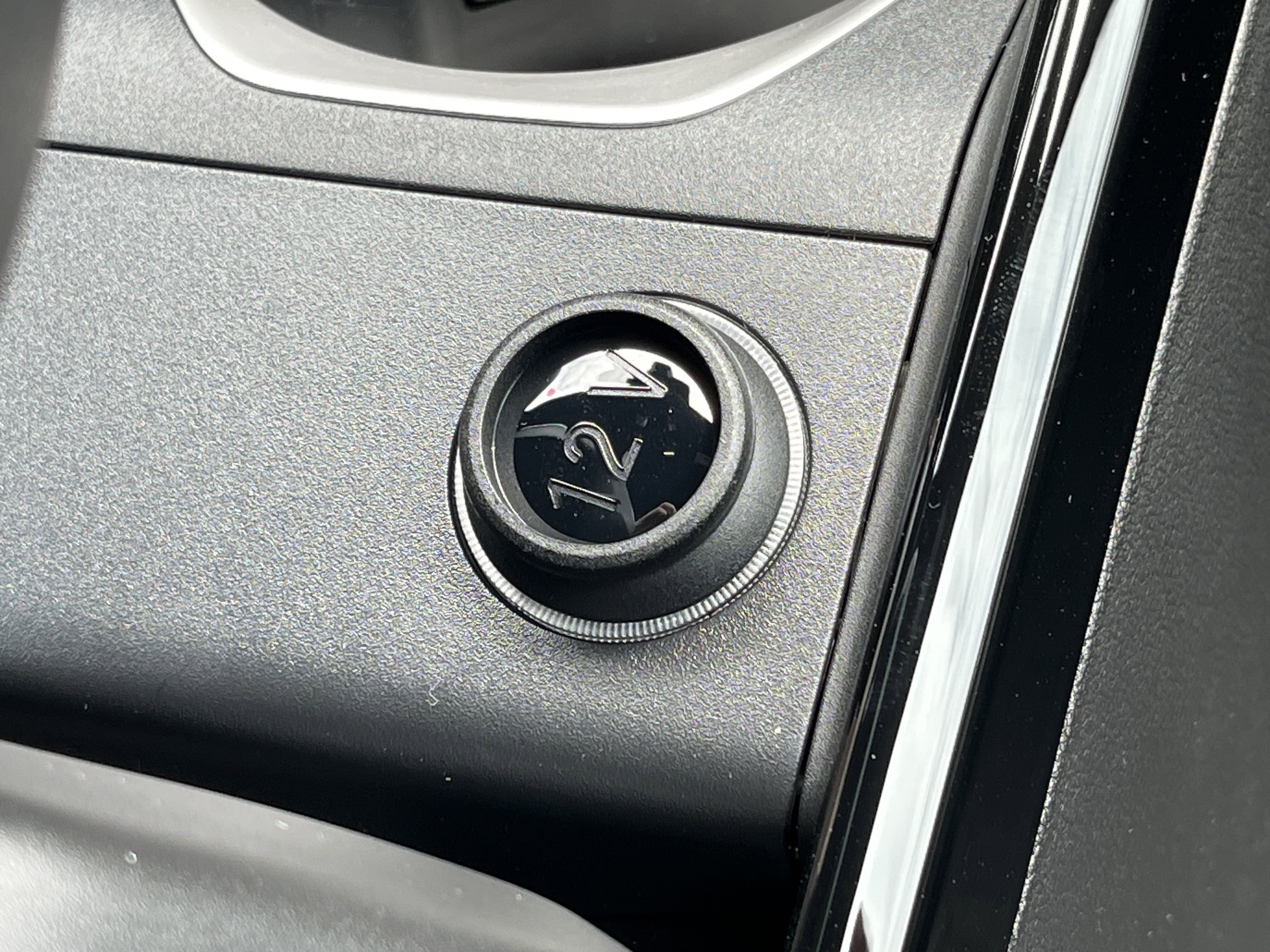 New 2025 BMW X1 xDrive28i w/ Technology Package image 9