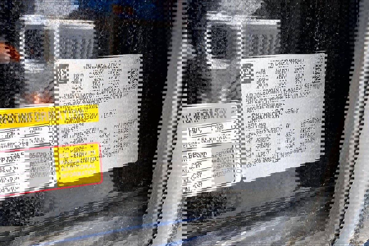 Used 2016 Buick Enclave Premium w/ Experience Buick Package image 34