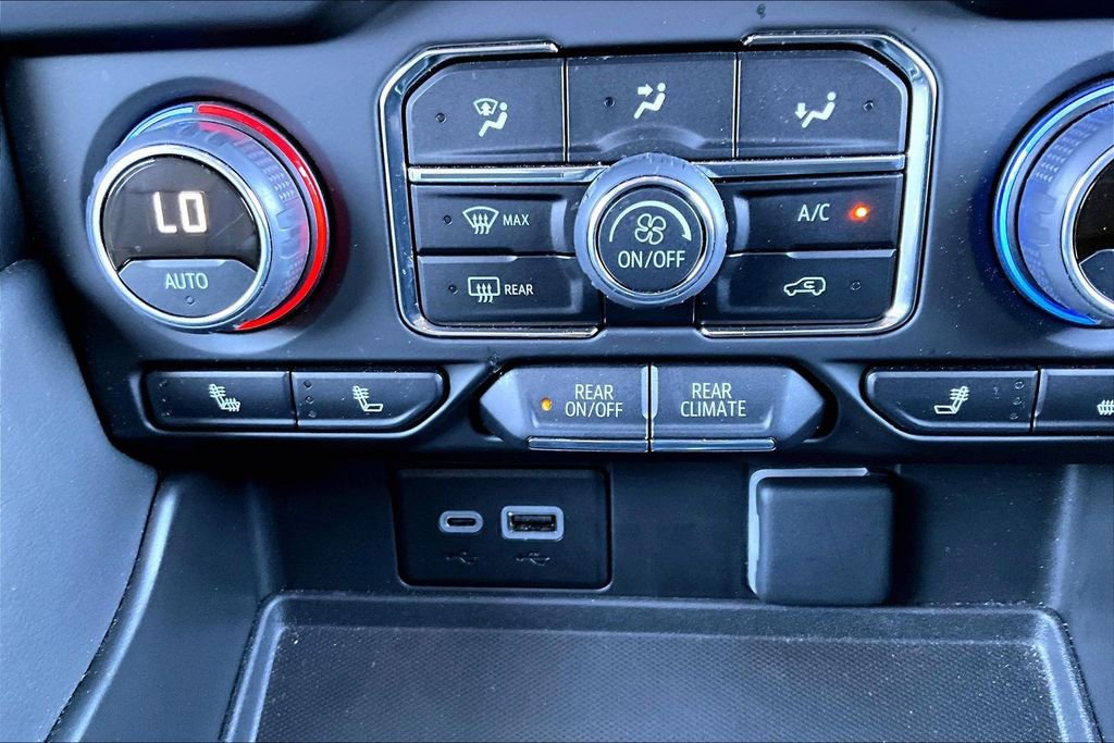 Used 2023 Chevrolet Tahoe RST w/ RST Performance Edition AWD/4WD image 36