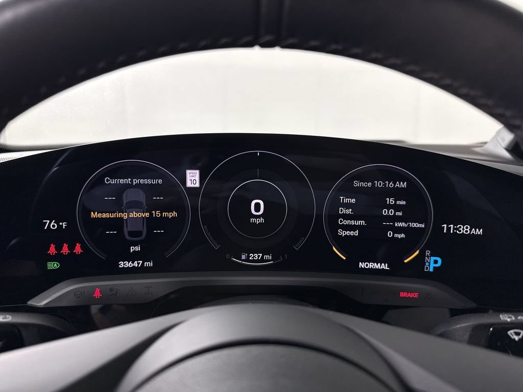 Certified 2023 Porsche Taycan 4 Cross Turismo AWD/4WD image 35
