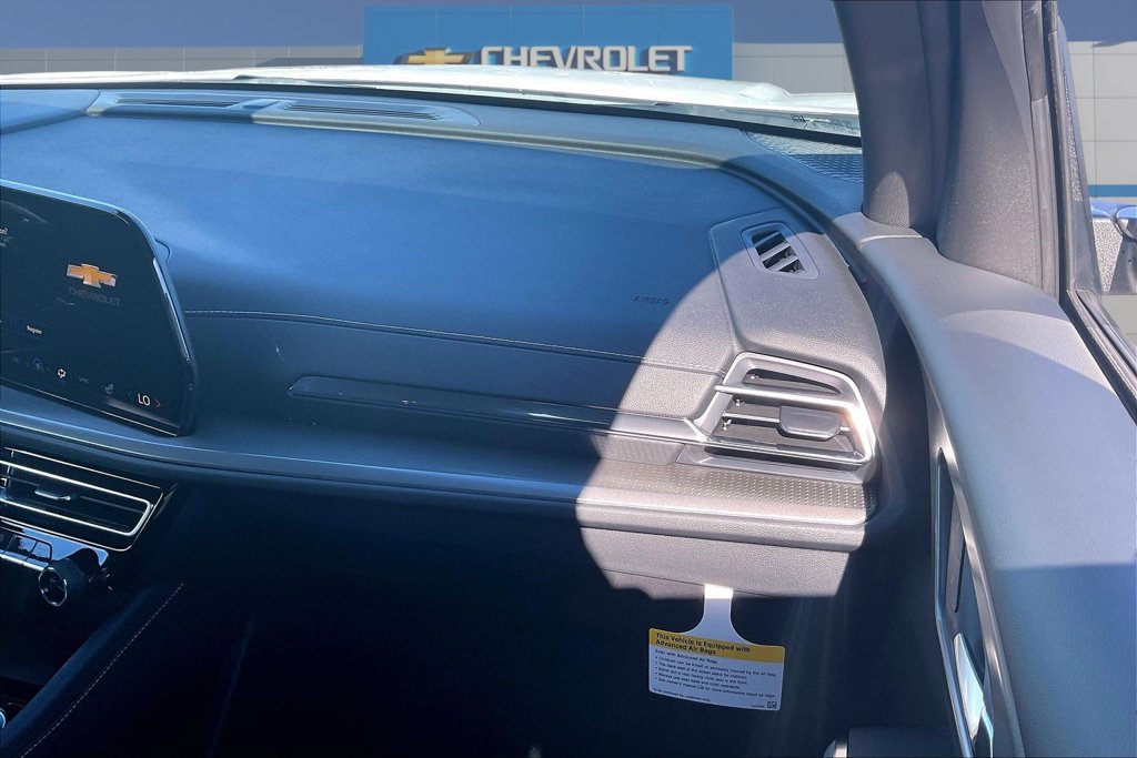 New 2027 Chevrolet Traverse LT w/ Driver Confidence Package FWD image 27