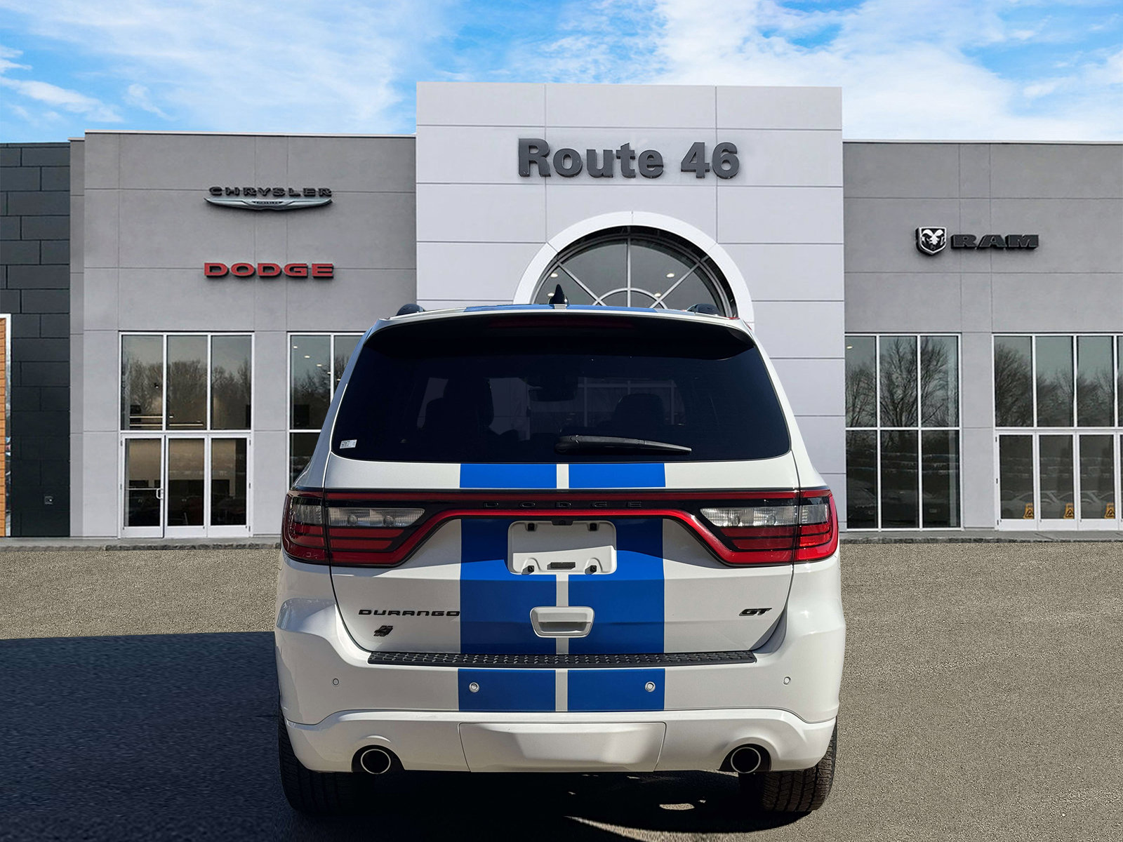Used 2023 Dodge Durango GT AWD/4WD image 9