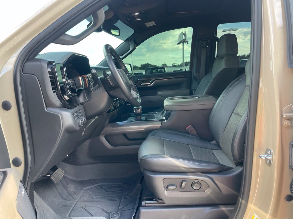 Used 2022 Chevrolet Silverado 1500 ZR2 AWD/4WD image 11