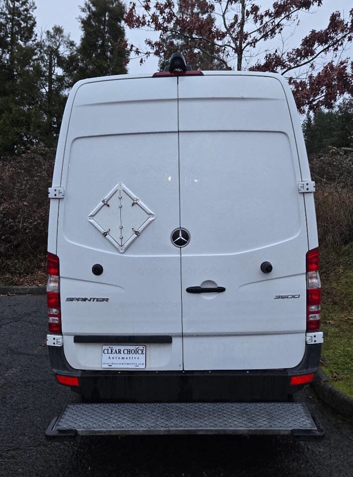 Used 2017 Mercedes-Benz Sprinter 3500 image 32