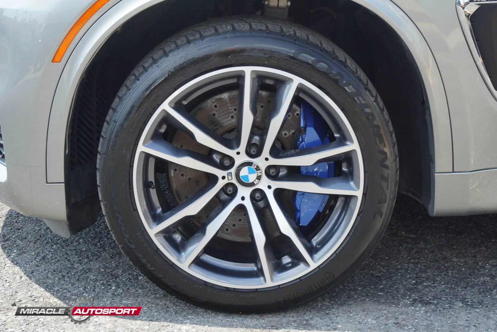 Used 2016 BMW X5 M image 13