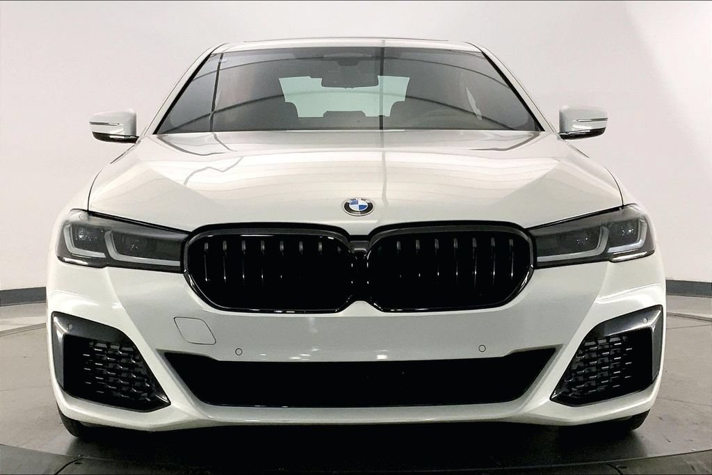 Used 2023 BMW 530i xDrive w/ M Sport Package AWD/4WD image 2