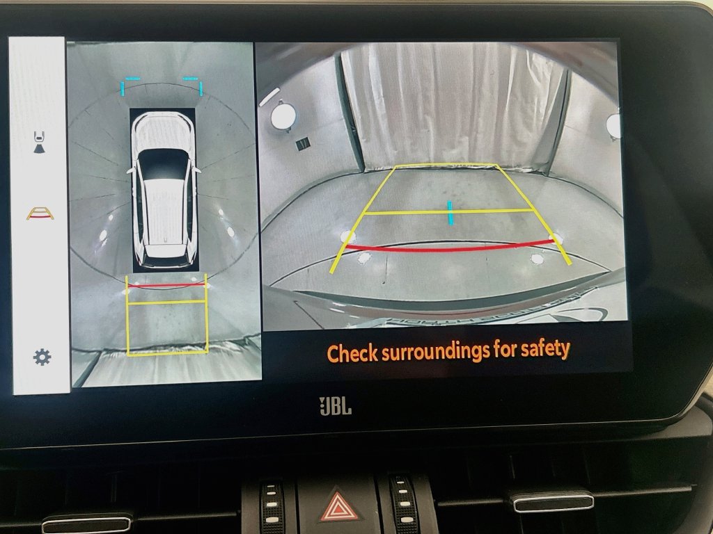 Used 2025 Toyota RAV4 Limited w/ Advanced Technology Package FWD image 15
