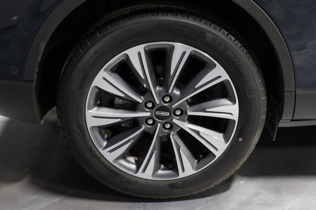 Used 2020 Lincoln Corsair Reserve w/ Equipment Group 201A FWD image 40