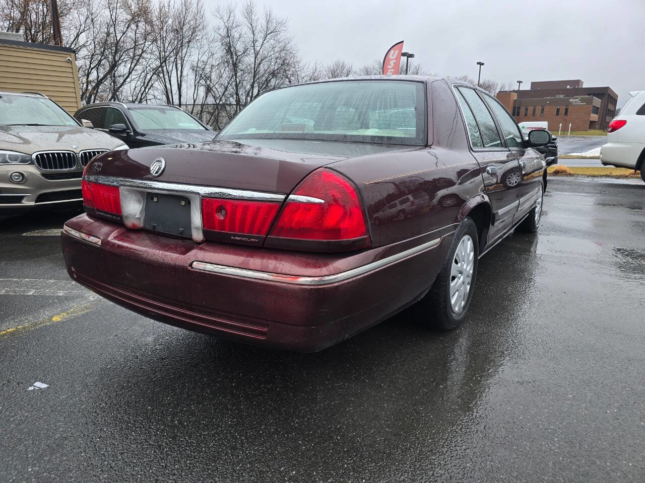 Used 2001 Mercury Grand Marquis GS image 3