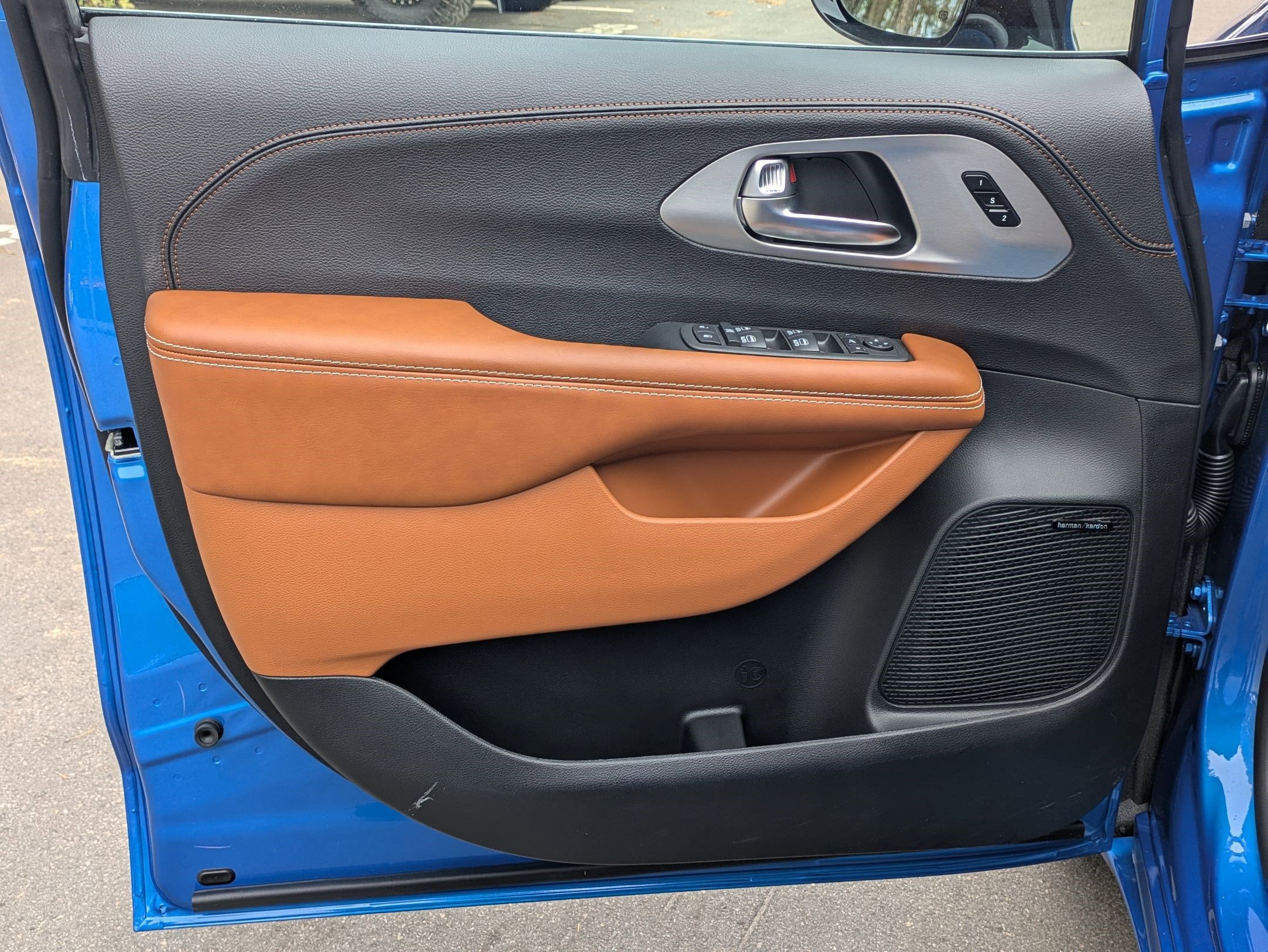 New 2026 Chrysler Pacifica Pinnacle image 20