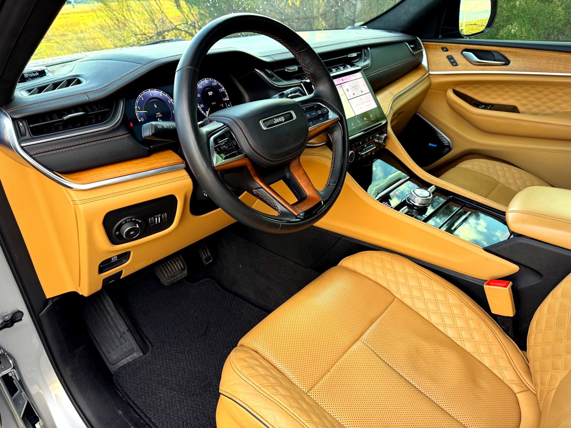 Used 2021 Jeep Grand Cherokee L Summit image 12