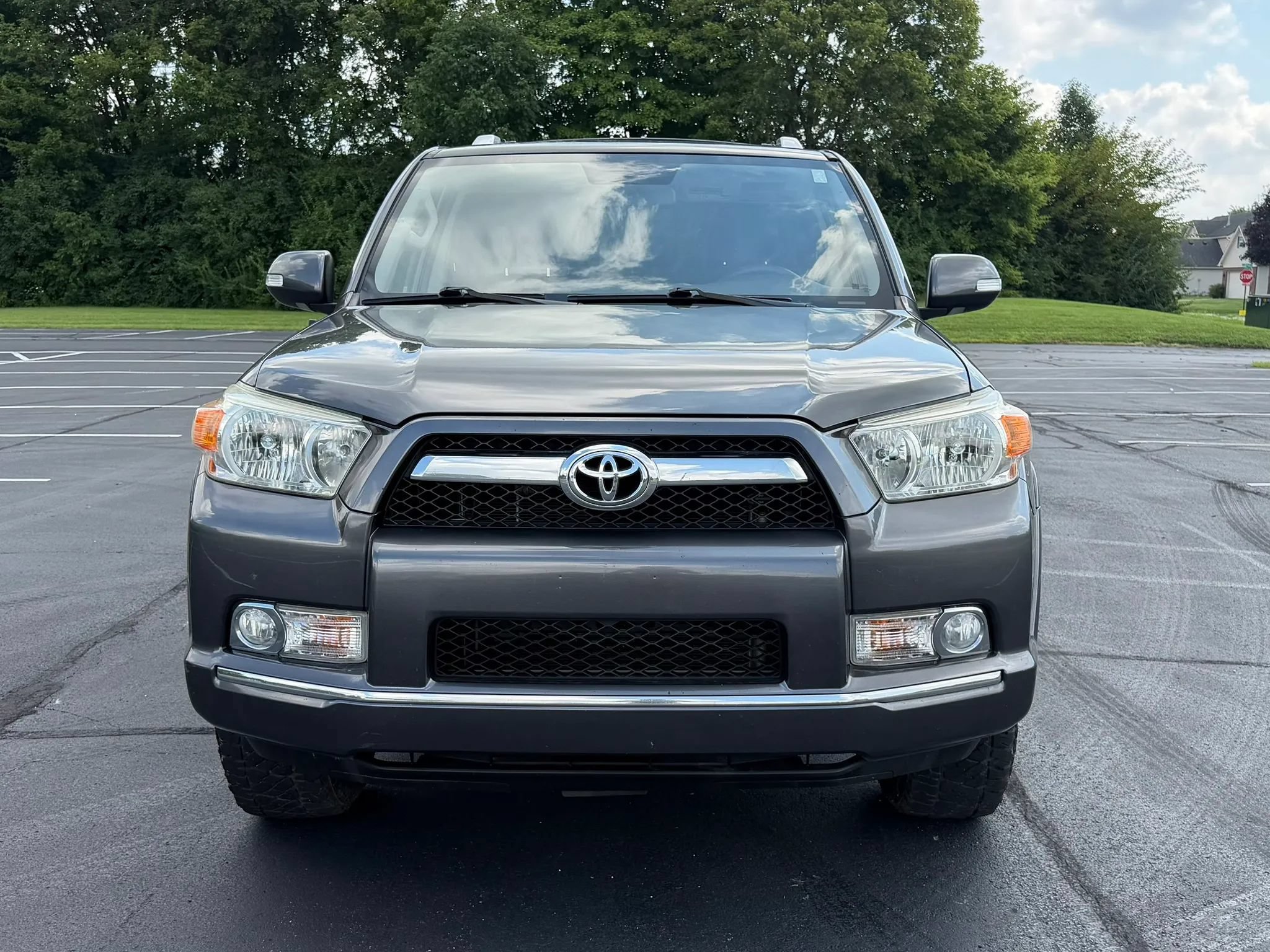 Used 2012 Toyota 4Runner SR5 w/ Convenience Pkg AWD/4WD image 2