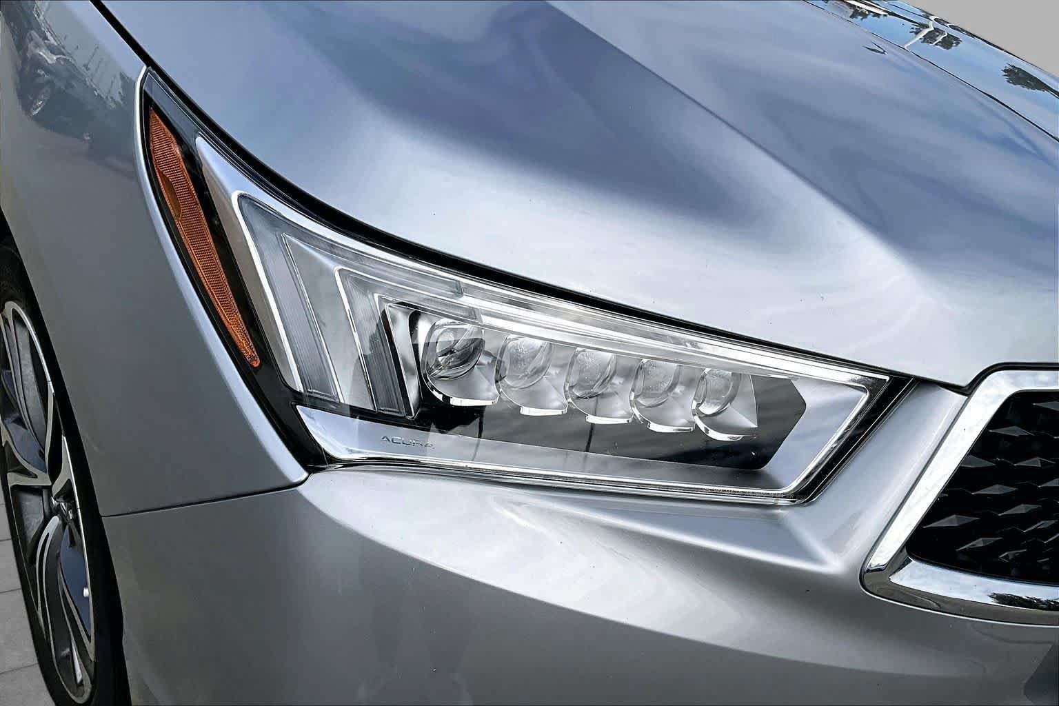 Used 2020 Acura MDX w/ Technology Package FWD image 24