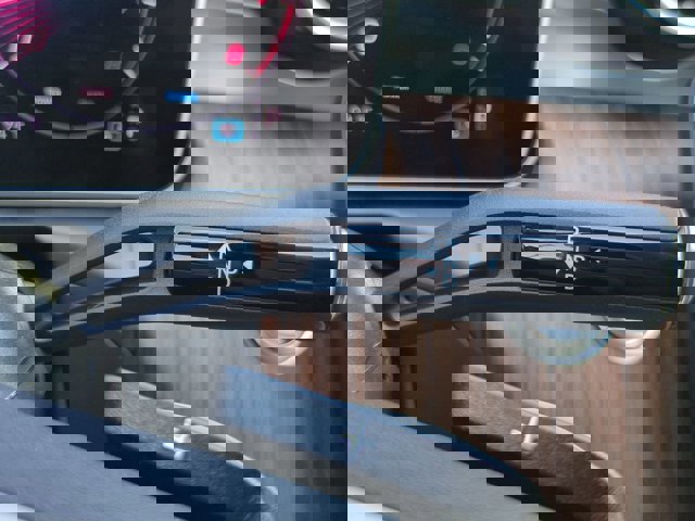 Used 2025 Mercedes-Benz C 300 Sedan image 18