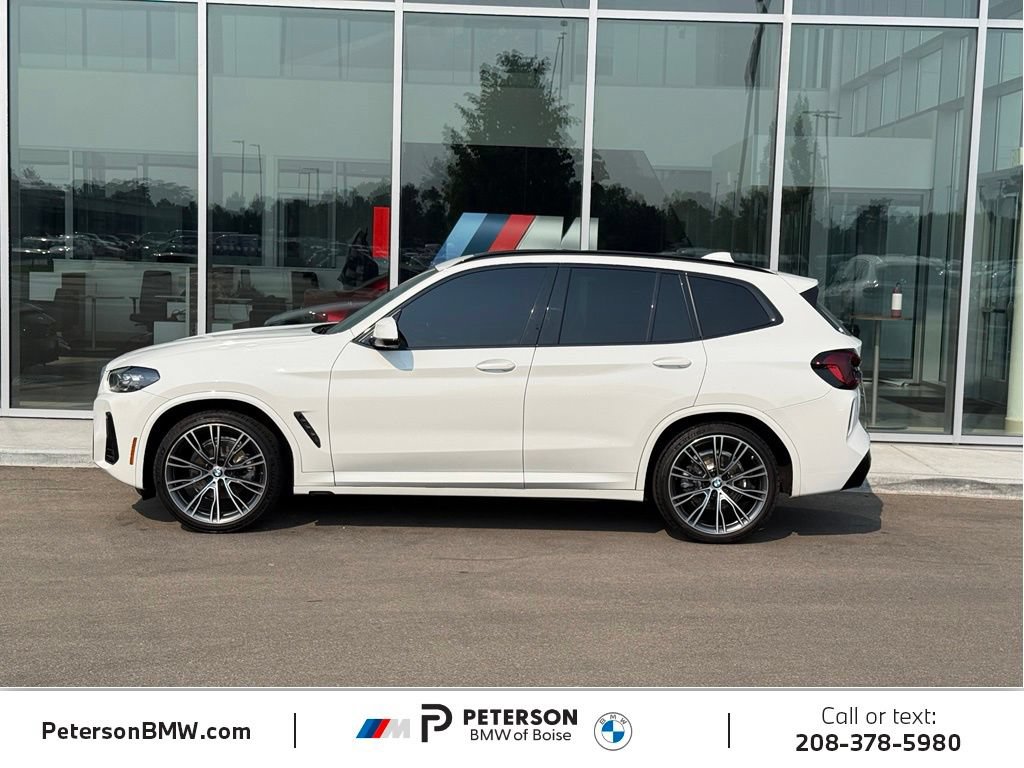Used 2022 BMW X3 xDrive30i w/ M Sport Package 2 AWD/4WD image 2