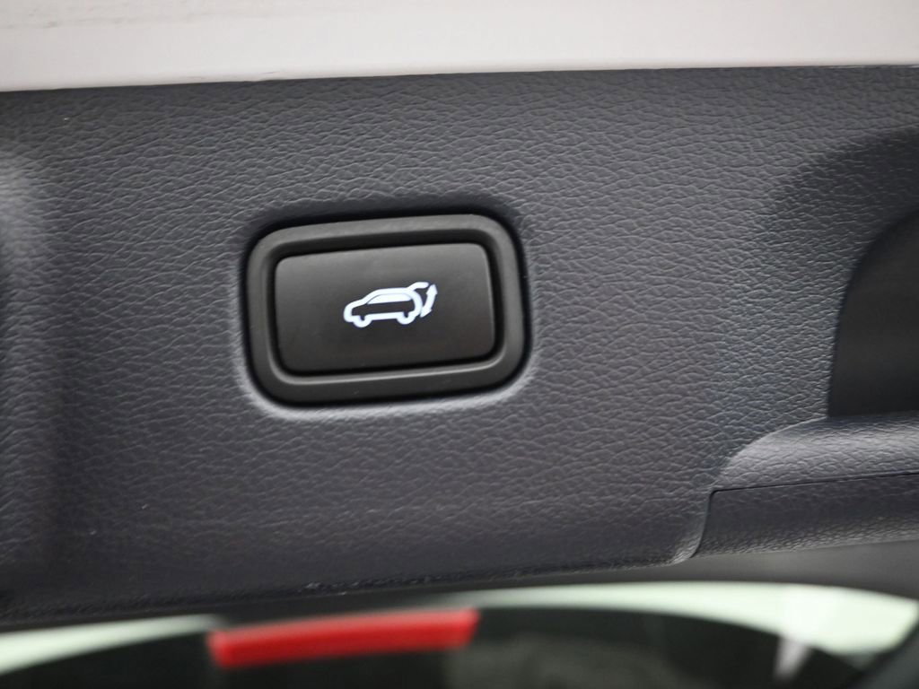 Used 2021 Hyundai Palisade Limited image 11