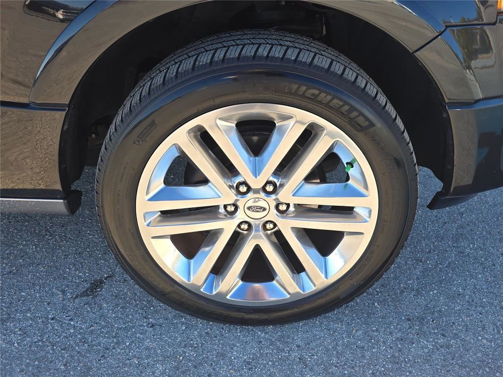 Used 2015 Ford Expedition Platinum image 9