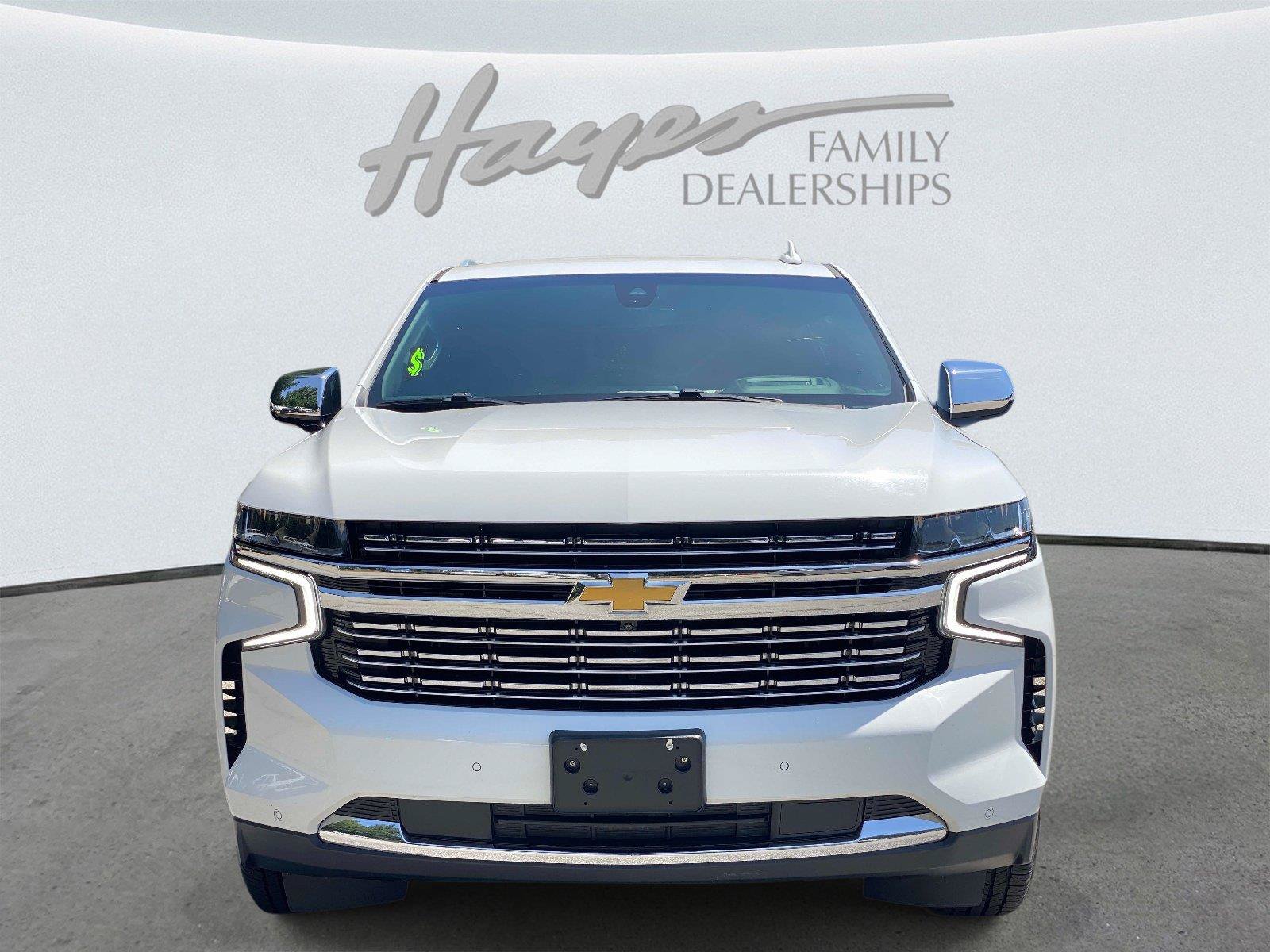 Used 2021 Chevrolet Suburban Premier w/ Premium Package AWD/4WD image 12