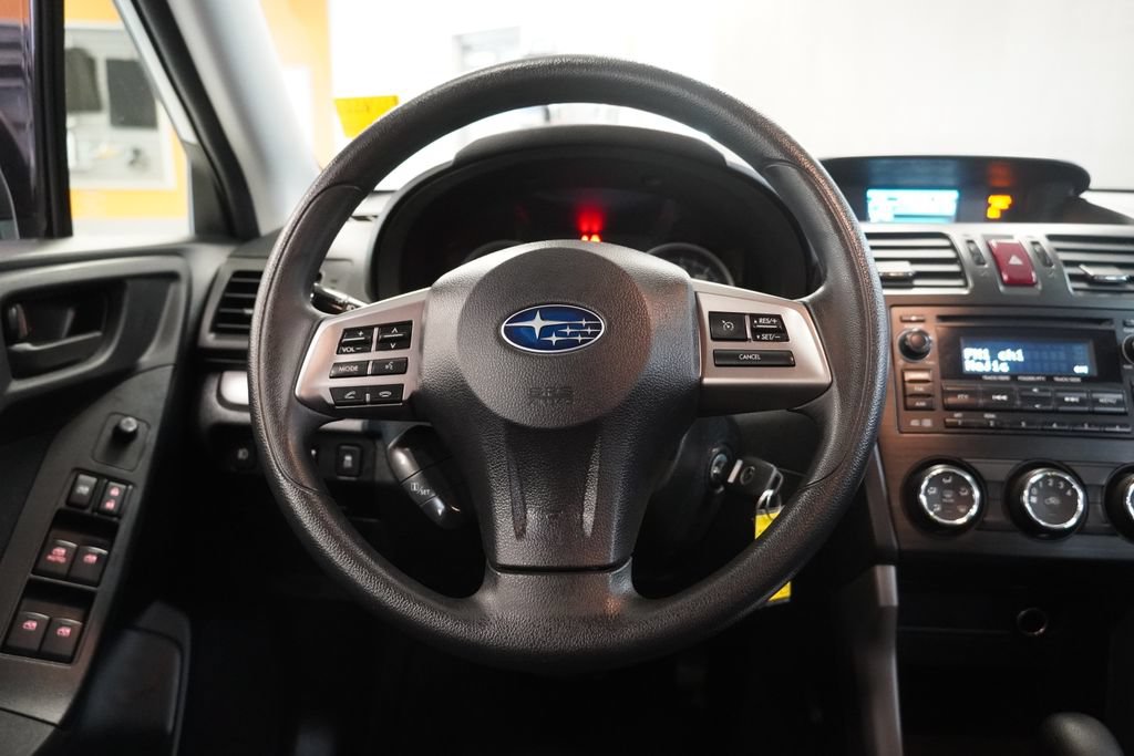 Used 2015 Subaru Forester 2.5i w/ Alloy Wheel Package AWD/4WD image 18