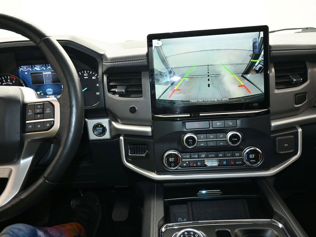 Used 2022 Ford Expedition XLT image 21