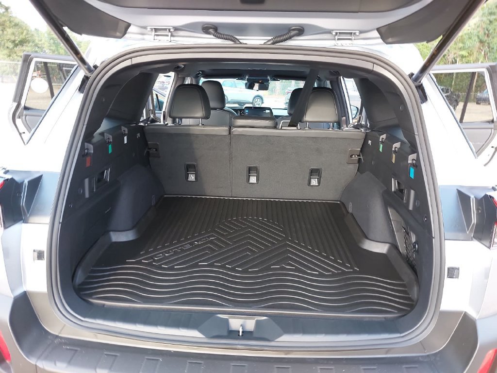 New 2026 Subaru Outback Touring XT AWD/4WD image 12
