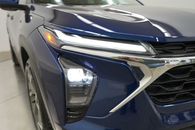 Used 2024 Chevrolet Trax LT w/ LT Convenience Package FWD image 63