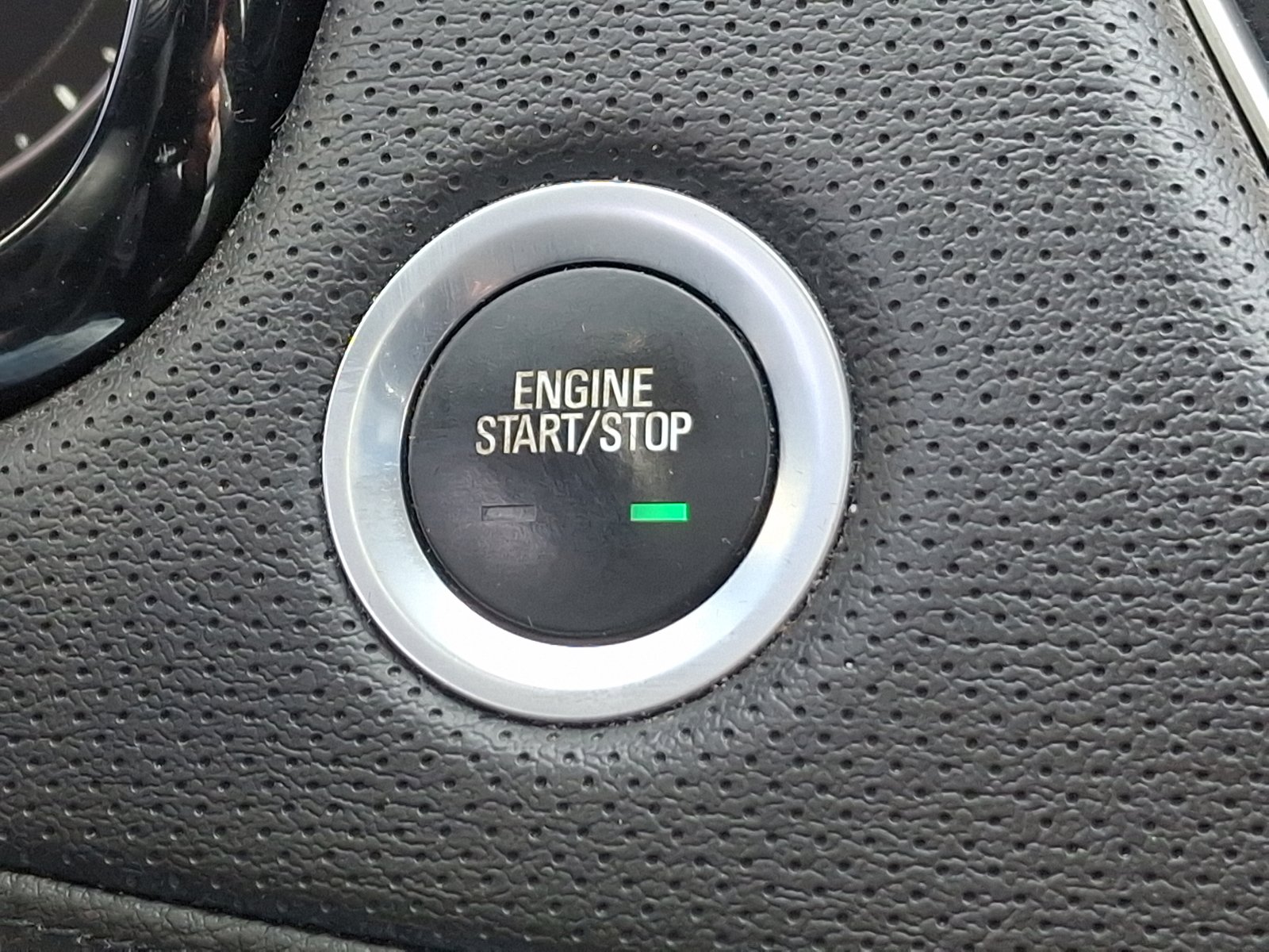 Used 2018 Cadillac XT5 Luxury w/ LPO, Wheel Lock Package image 25