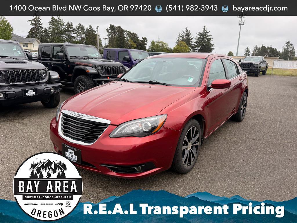 Used 2012 Chrysler 200 Touring FWD image 1